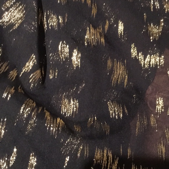 BCBG three lairs blouse - Picture 8 of 8